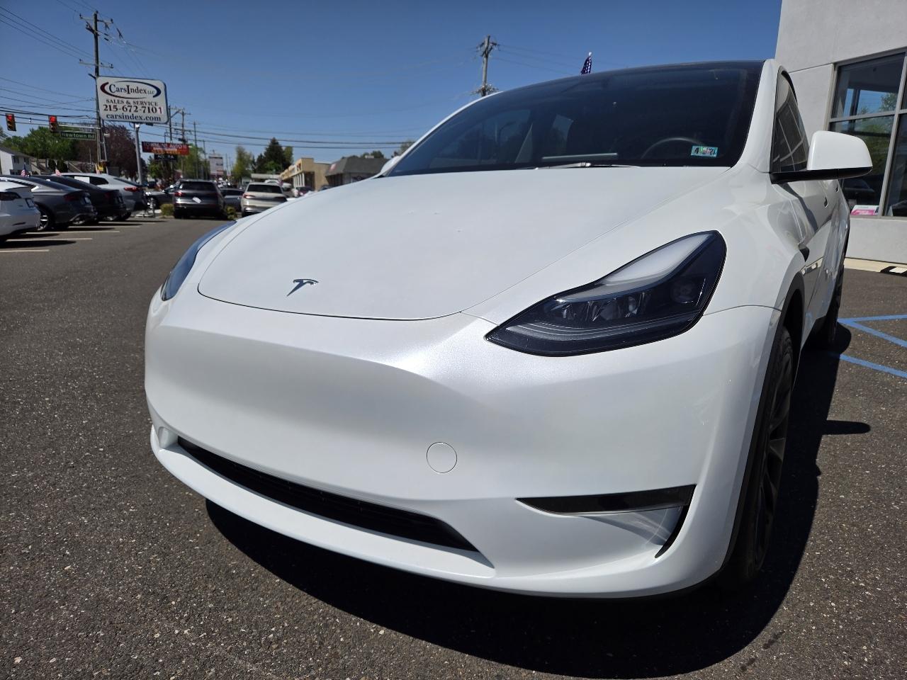 Tesla Model Y Long Range AWD 2024