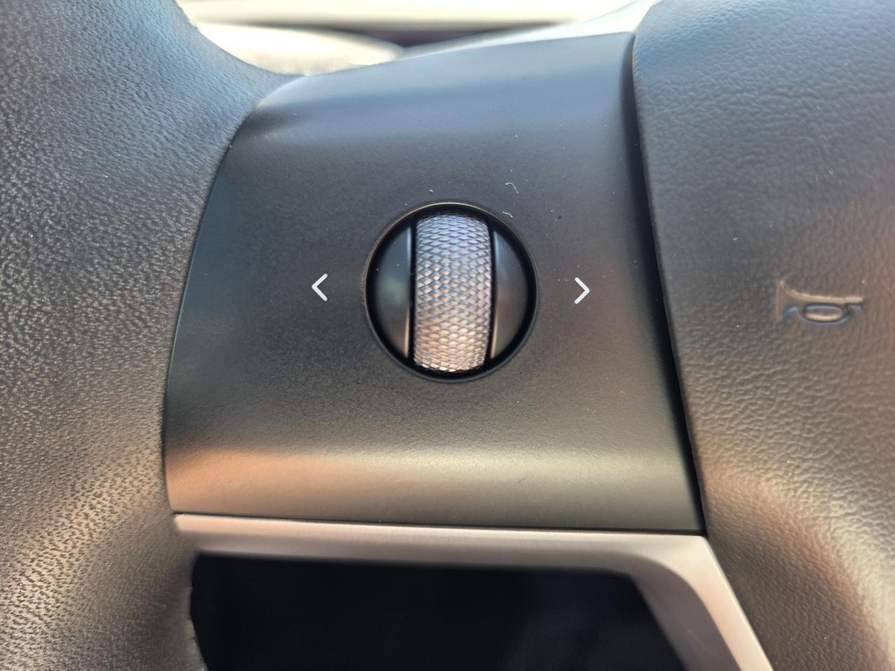Tesla Model Y Long Range AWD 2024