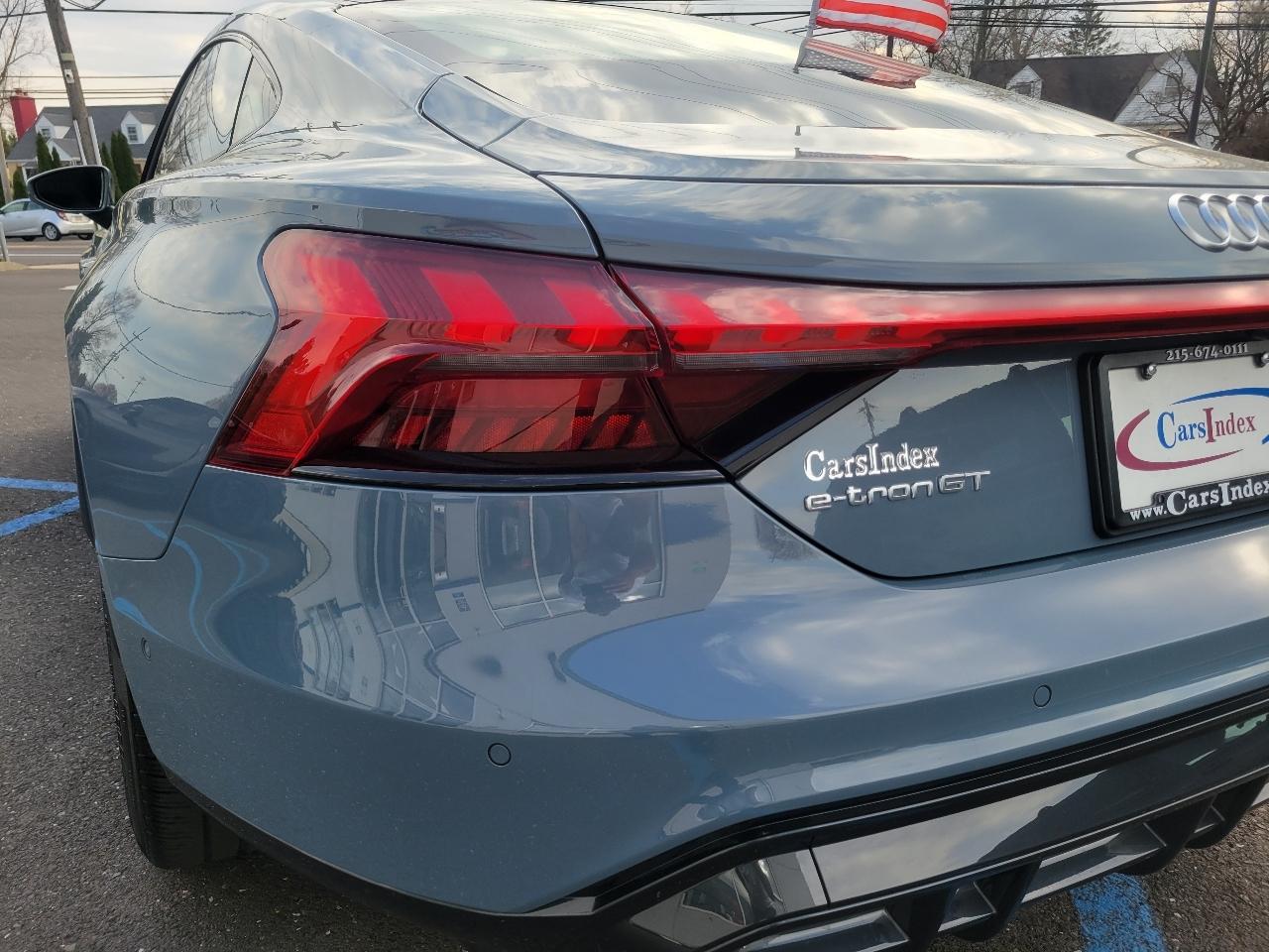 Audi e-tron GT Prestige quattro 2024