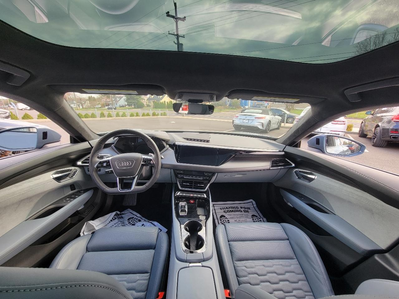 Audi e-tron GT Prestige quattro 2024