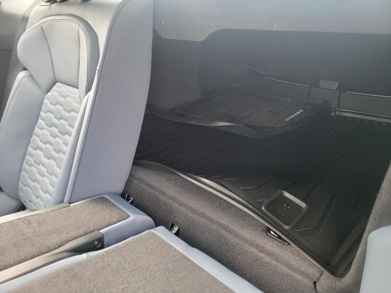 Audi e-tron GT Prestige quattro 2024