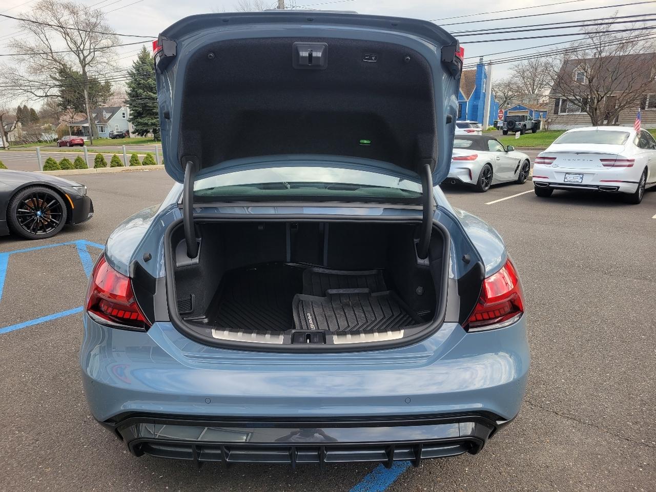 Audi e-tron GT Prestige quattro 2024