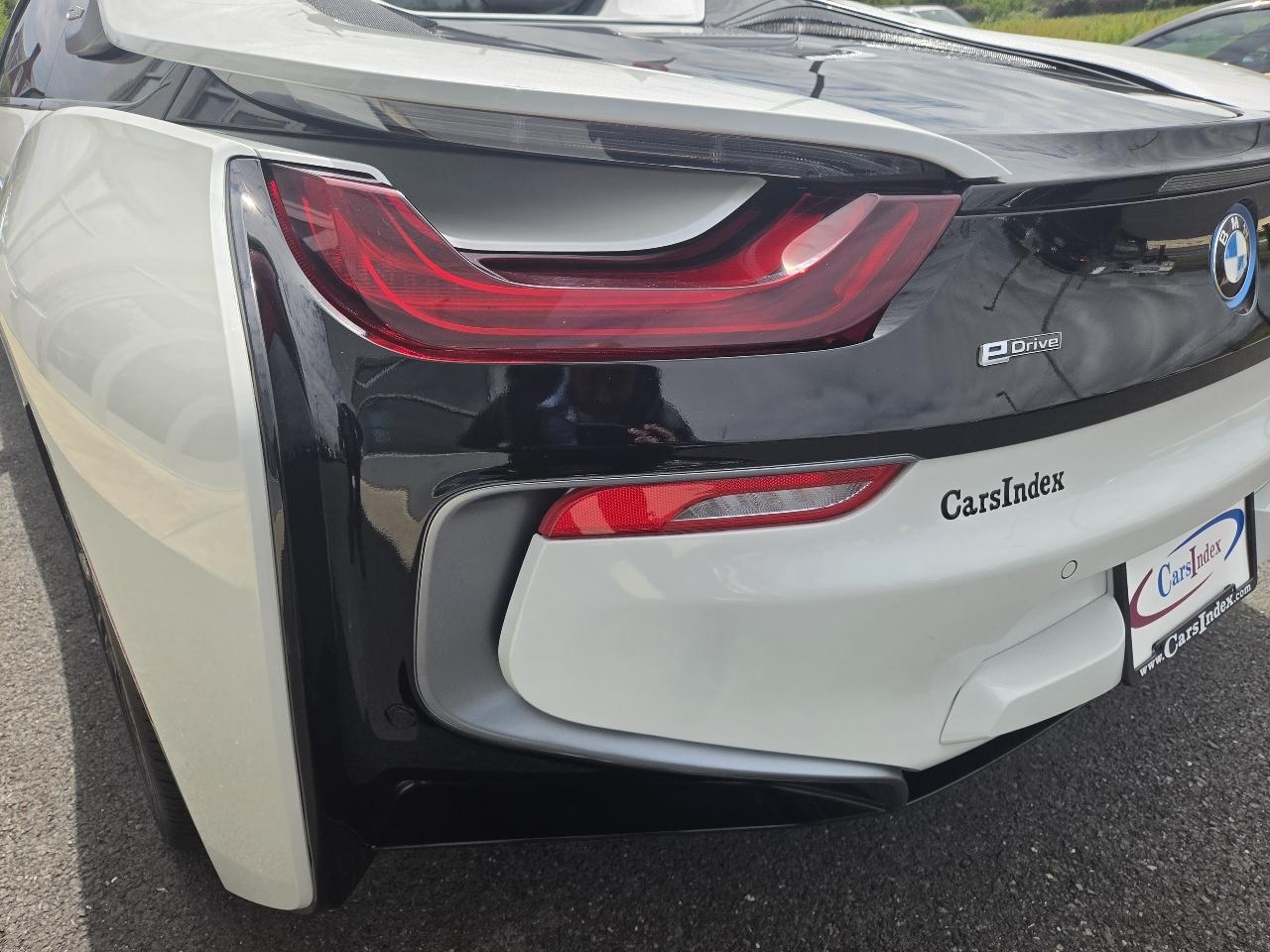 BMW i8 Roadster 2019