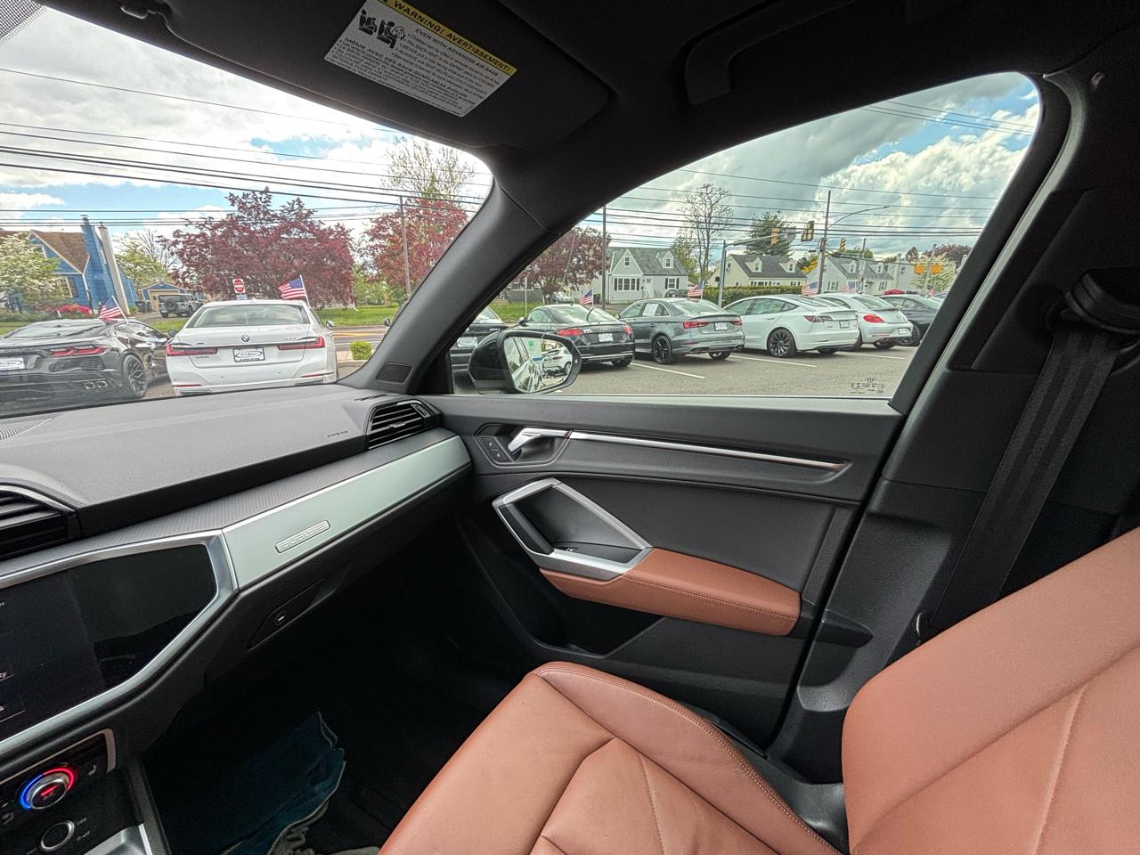 Audi Q3 S line Premium 45 TFSI quattro 2020