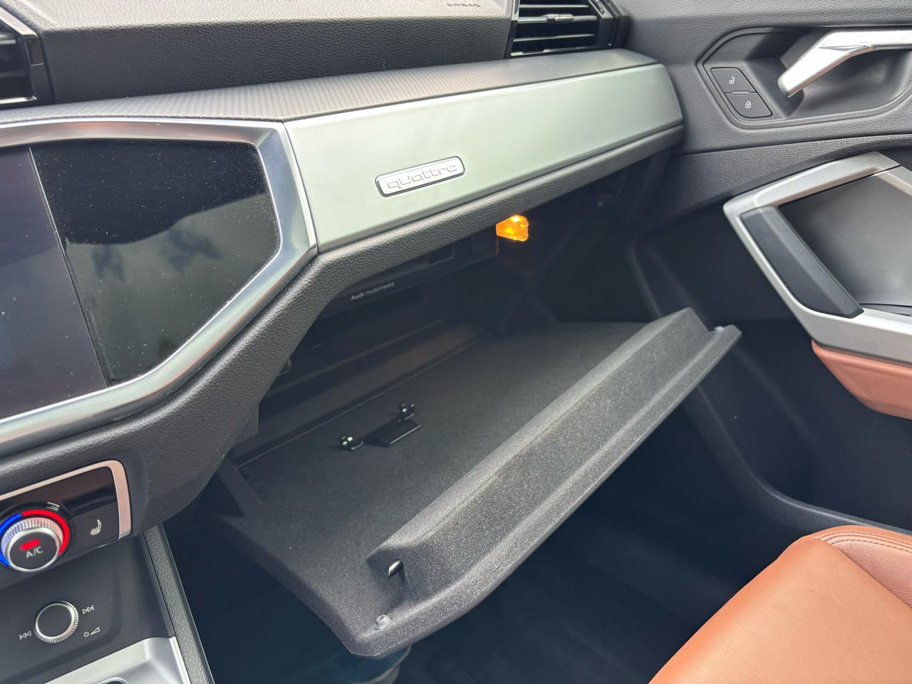 Audi Q3 S line Premium 45 TFSI quattro 2020