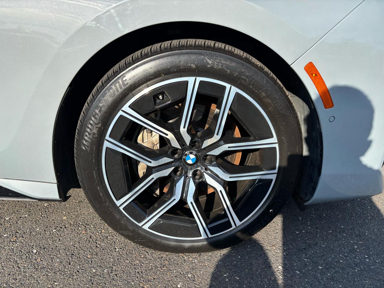 BMW 7 Series 740i Sedan 2023