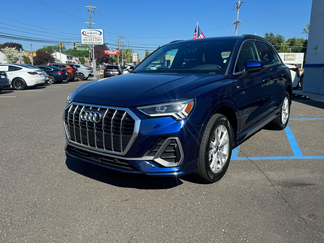 Audi Q3 S line Premium 45 TFSI quattro 2024