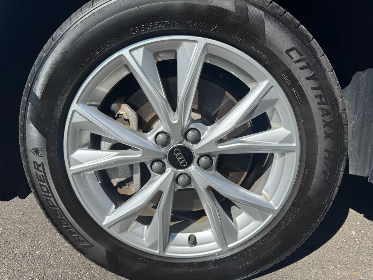 Audi Q3 S line Premium 45 TFSI quattro 2024