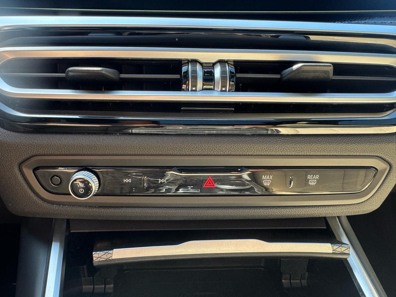 BMW 2 Series 230i xDrive Coupe 2023