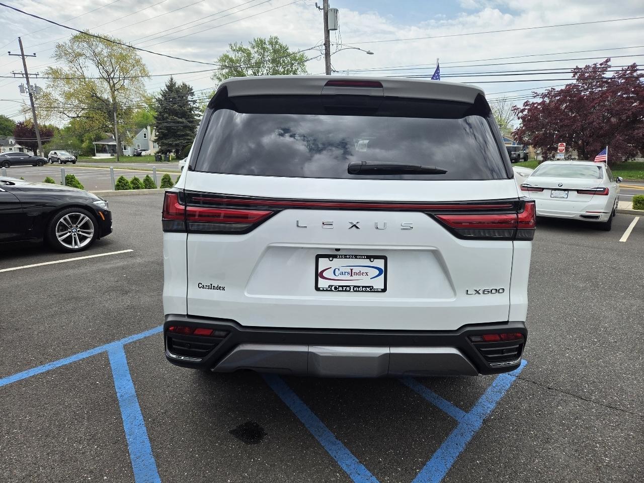 Lexus LX LX 600 Premium 4WD 2024