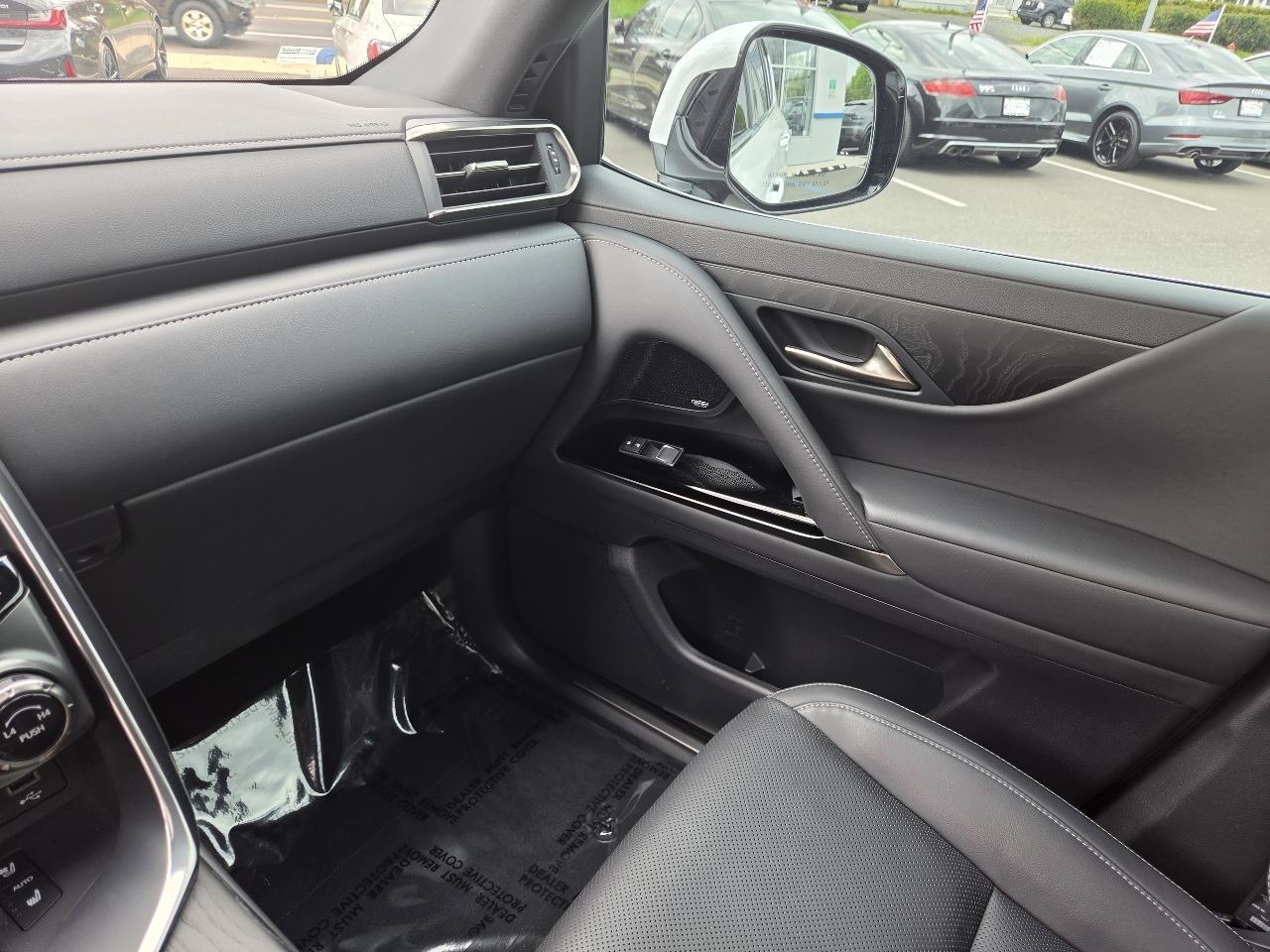 Lexus LX LX 600 Premium 4WD 2024