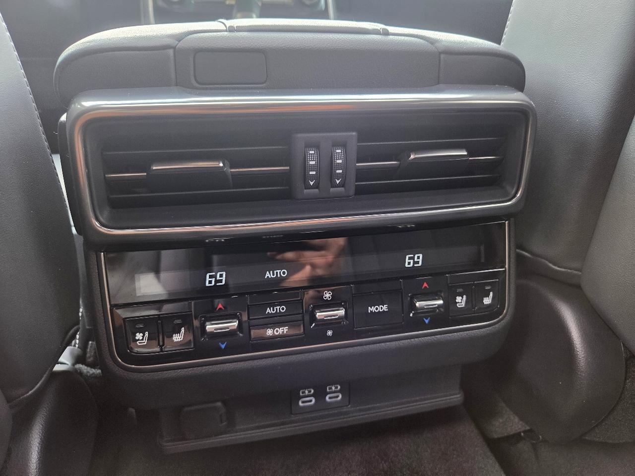Lexus LX LX 600 Premium 4WD 2024