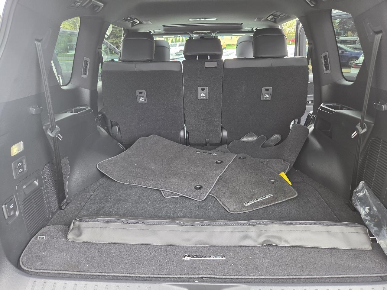 Lexus LX LX 600 Premium 4WD 2024