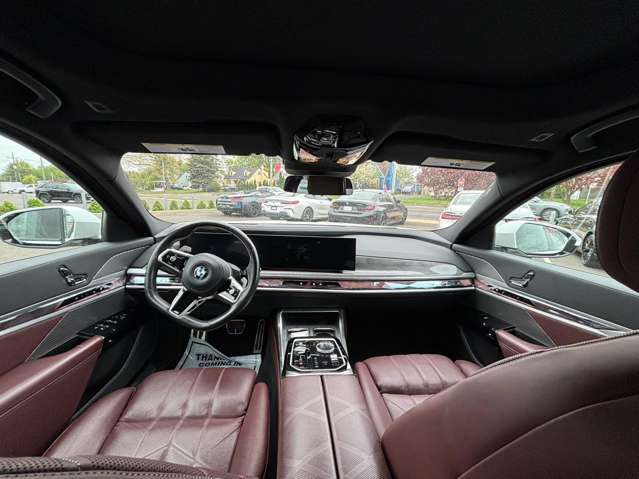 BMW 7 Series  2023