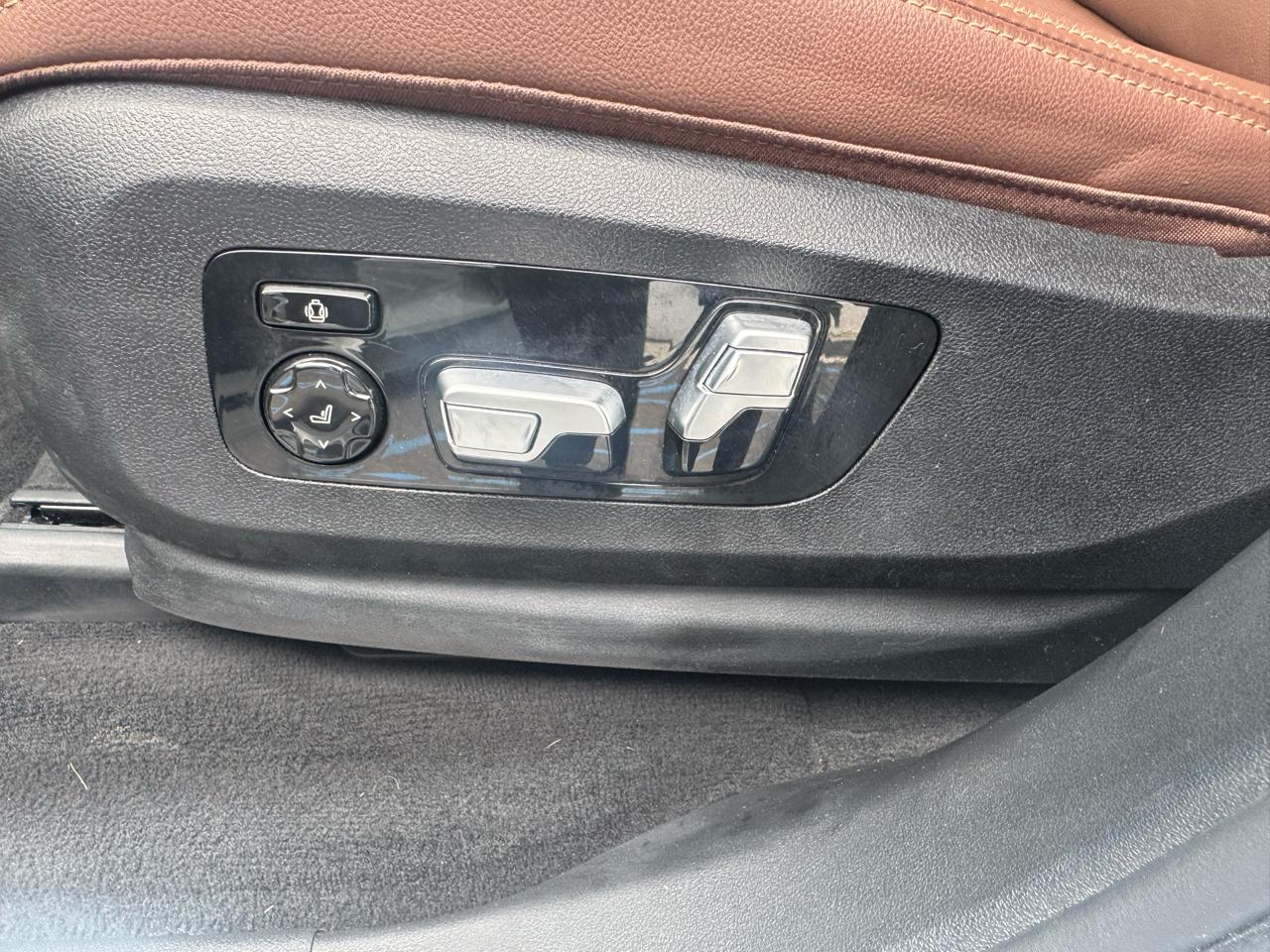 BMW X5  2020