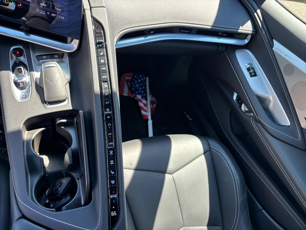 Chevrolet Corvette 2dr Stingray Cpe w/2LT 2023
