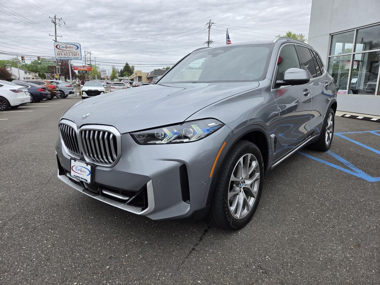 BMW X5 xDrive40i Sports Activity Vehicle 2024