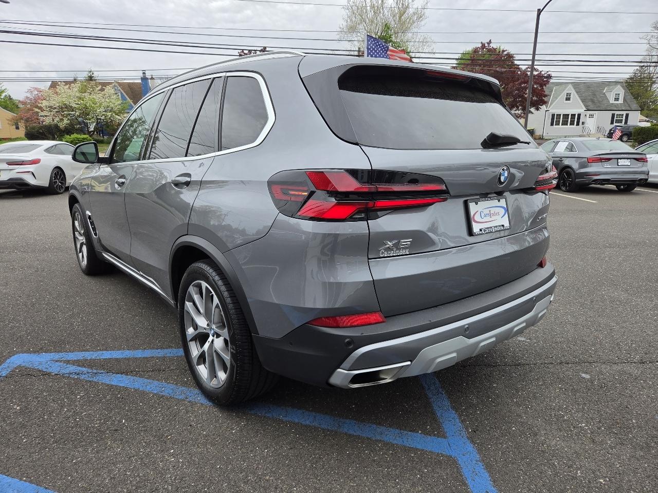 BMW X5 xDrive40i Sports Activity Vehicle 2024