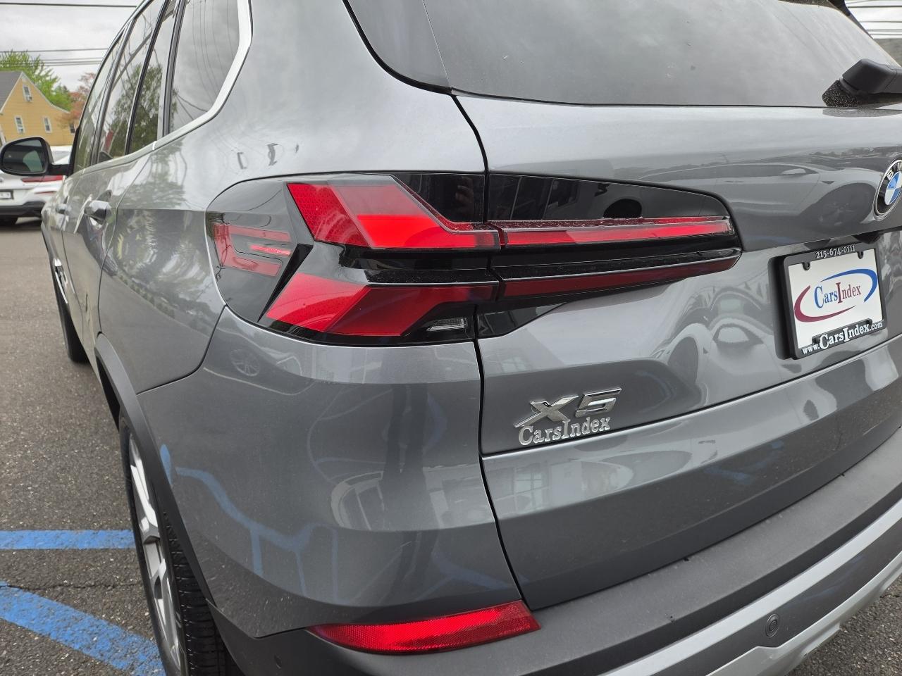 BMW X5 xDrive40i Sports Activity Vehicle 2024