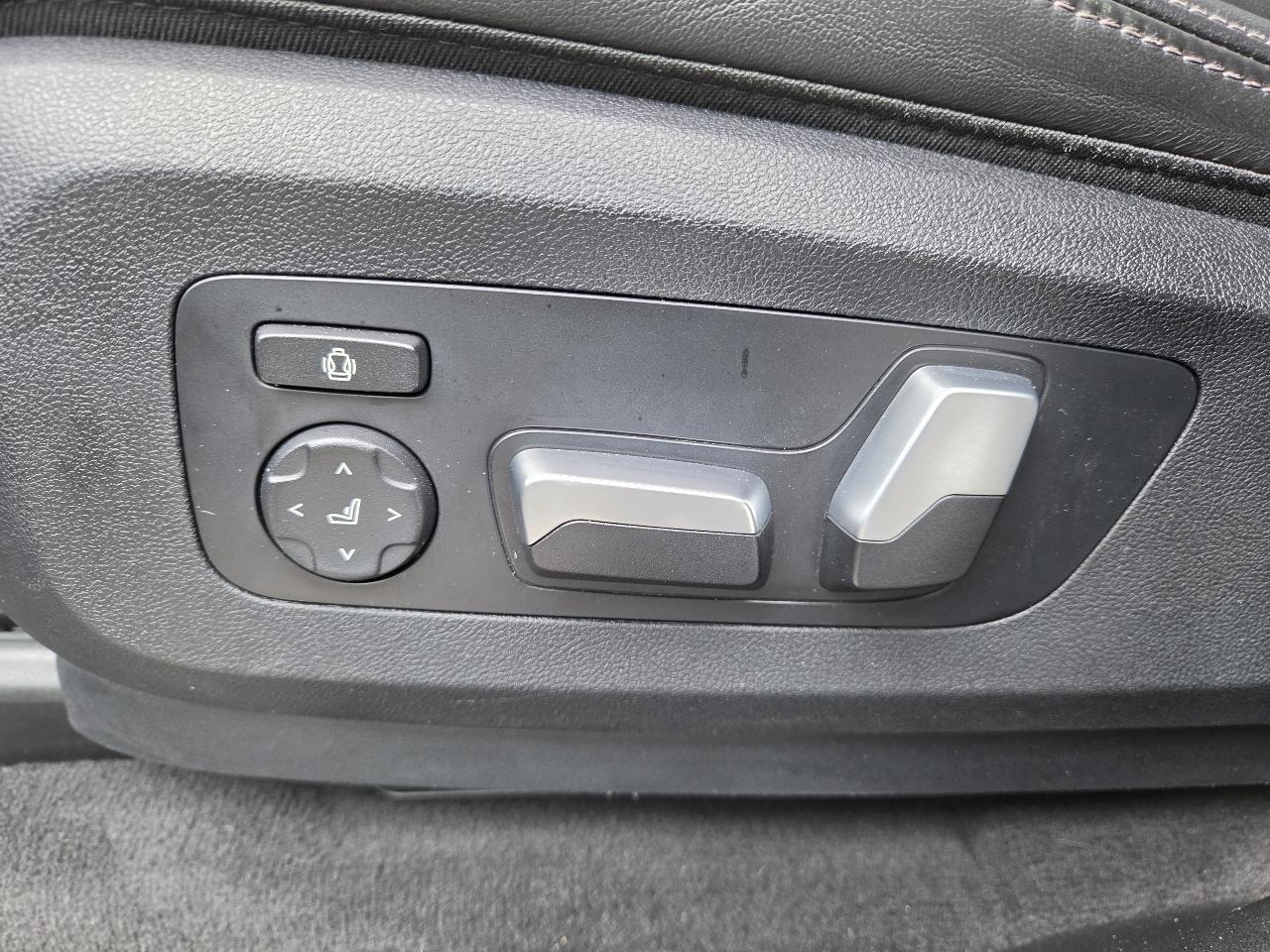 BMW X5 xDrive40i Sports Activity Vehicle 2024