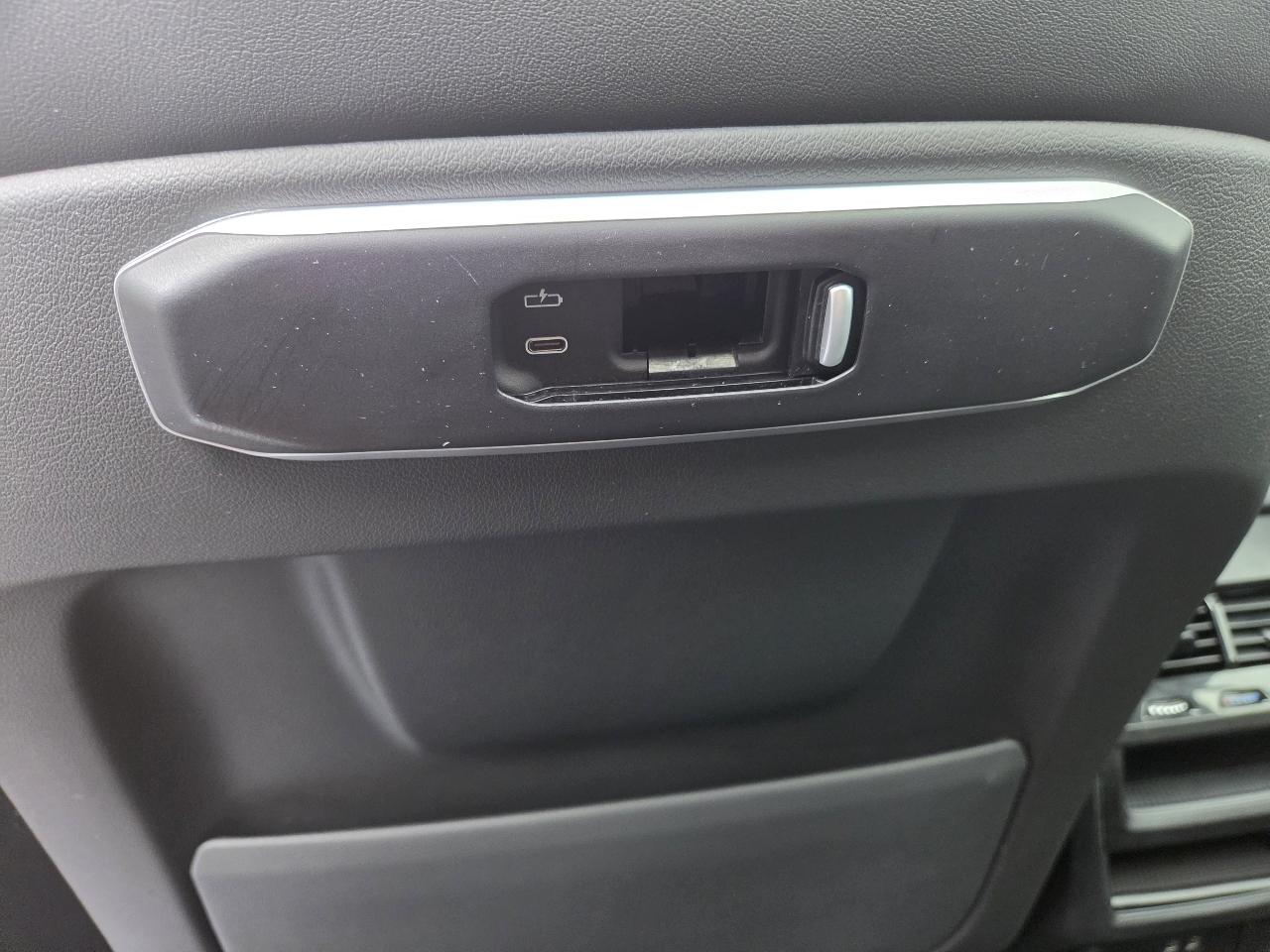 BMW X5 xDrive40i Sports Activity Vehicle 2024