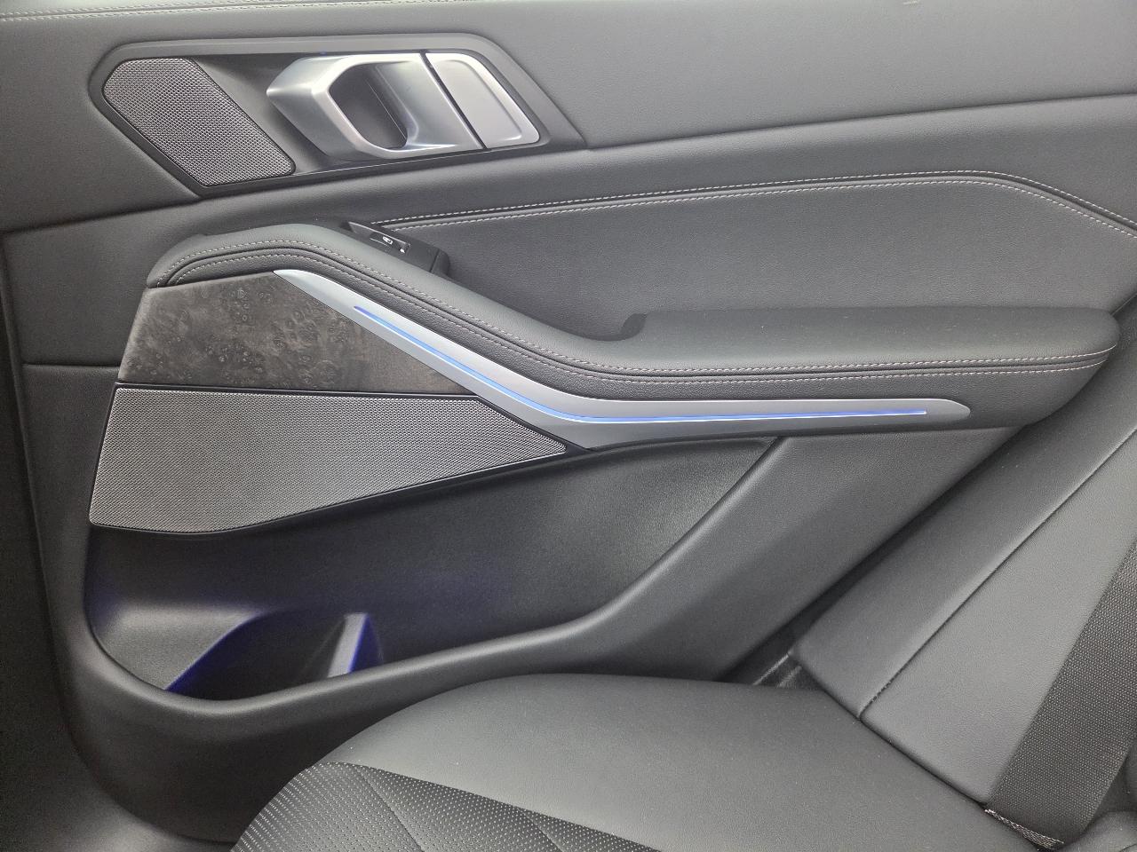 BMW X5 xDrive40i Sports Activity Vehicle 2024