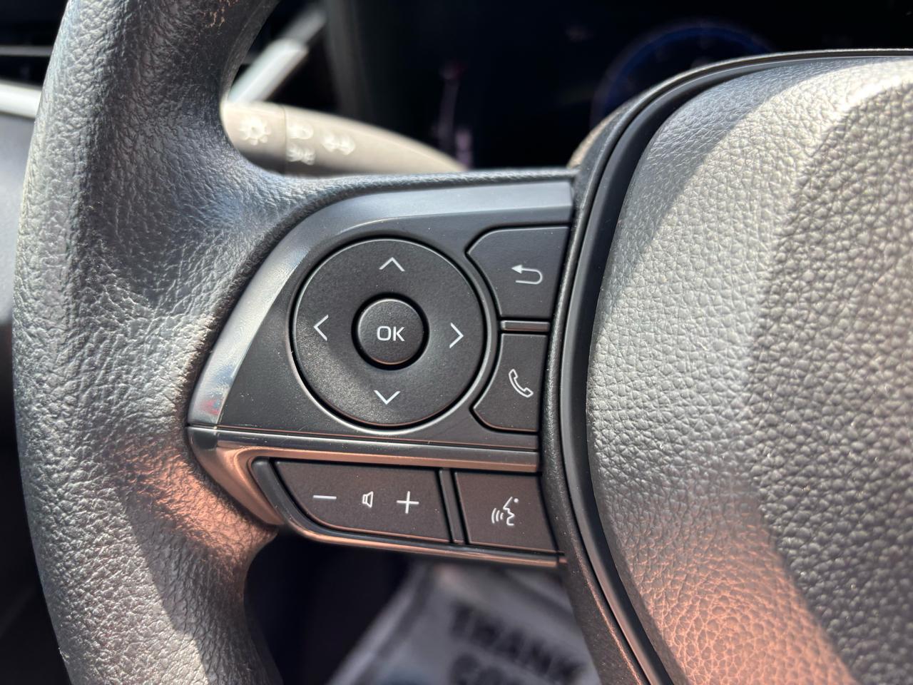 Toyota Corolla LE CVT (Natl) 2026