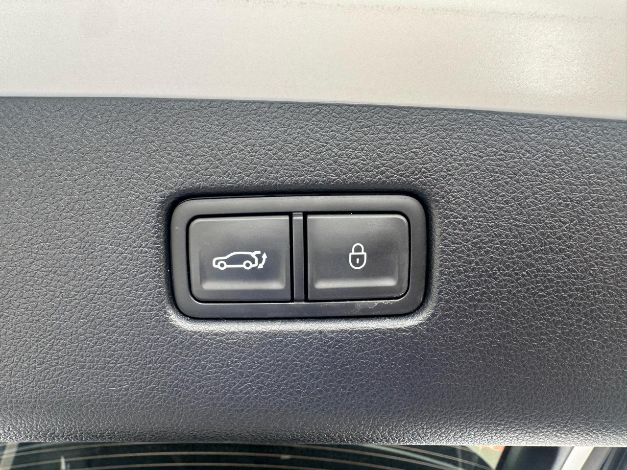 Genesis GV70 2.5T Select AWD 2023
