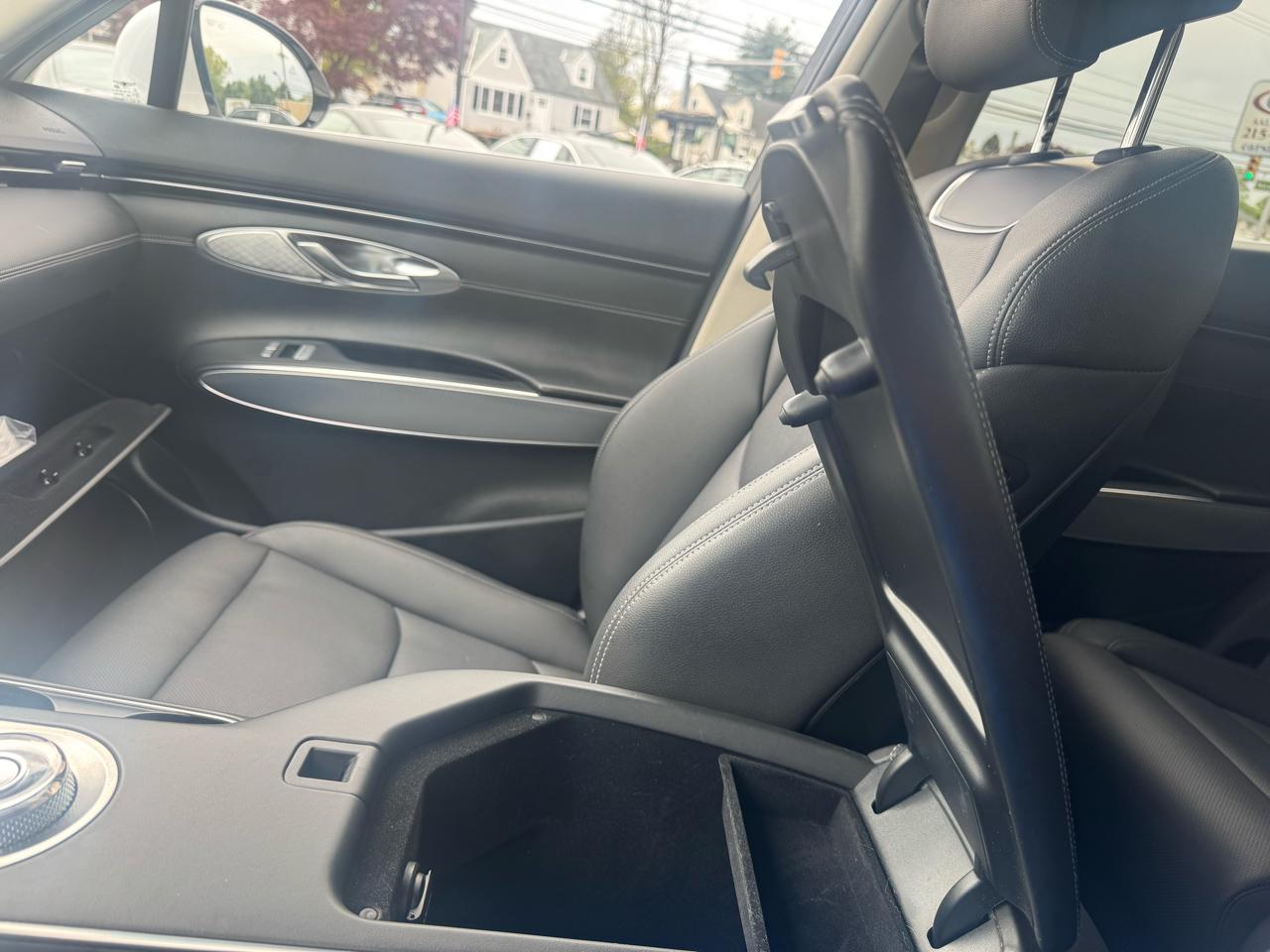 Genesis GV70 2.5T Select AWD 2023