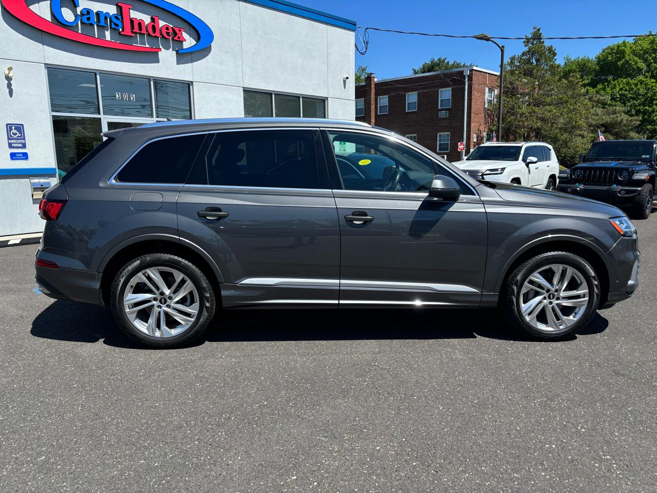 Audi Q7 Premium Plus 45 TFSI quattro 2021