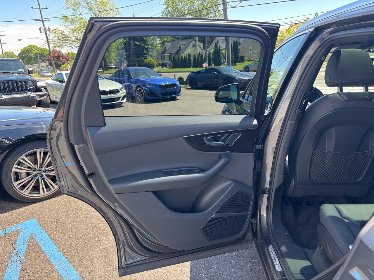 Audi Q7 Premium Plus 45 TFSI quattro 2021