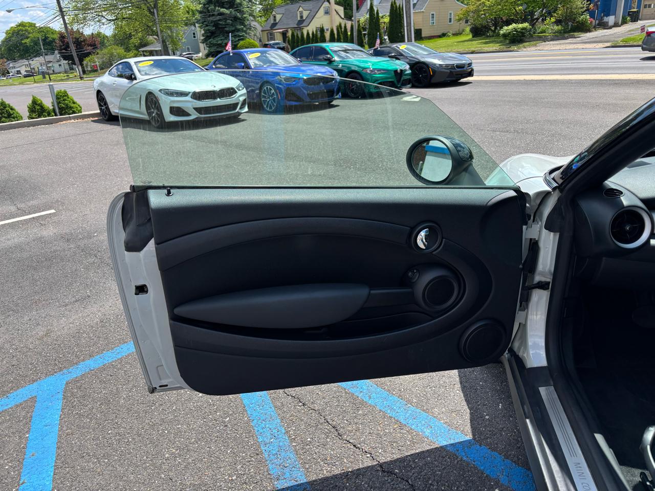 MINI Cooper Coupe 2dr 2015