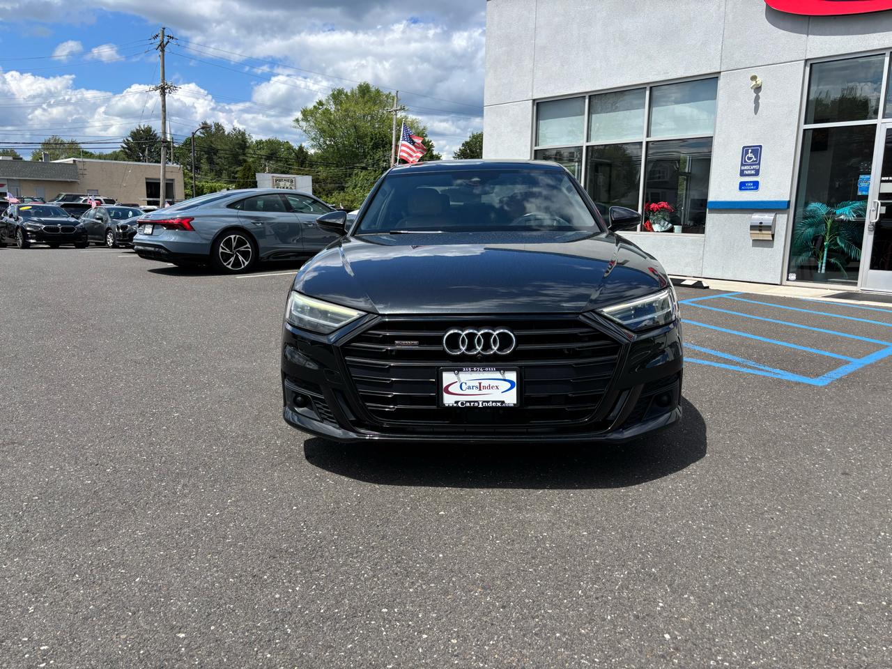 Audi A8  2021