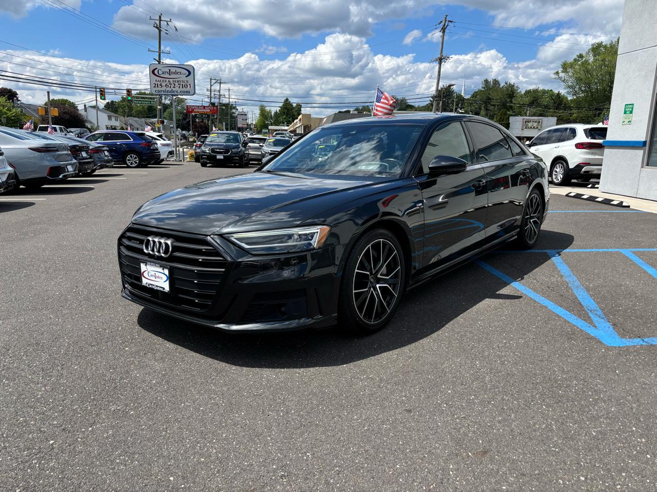 Audi A8  2021