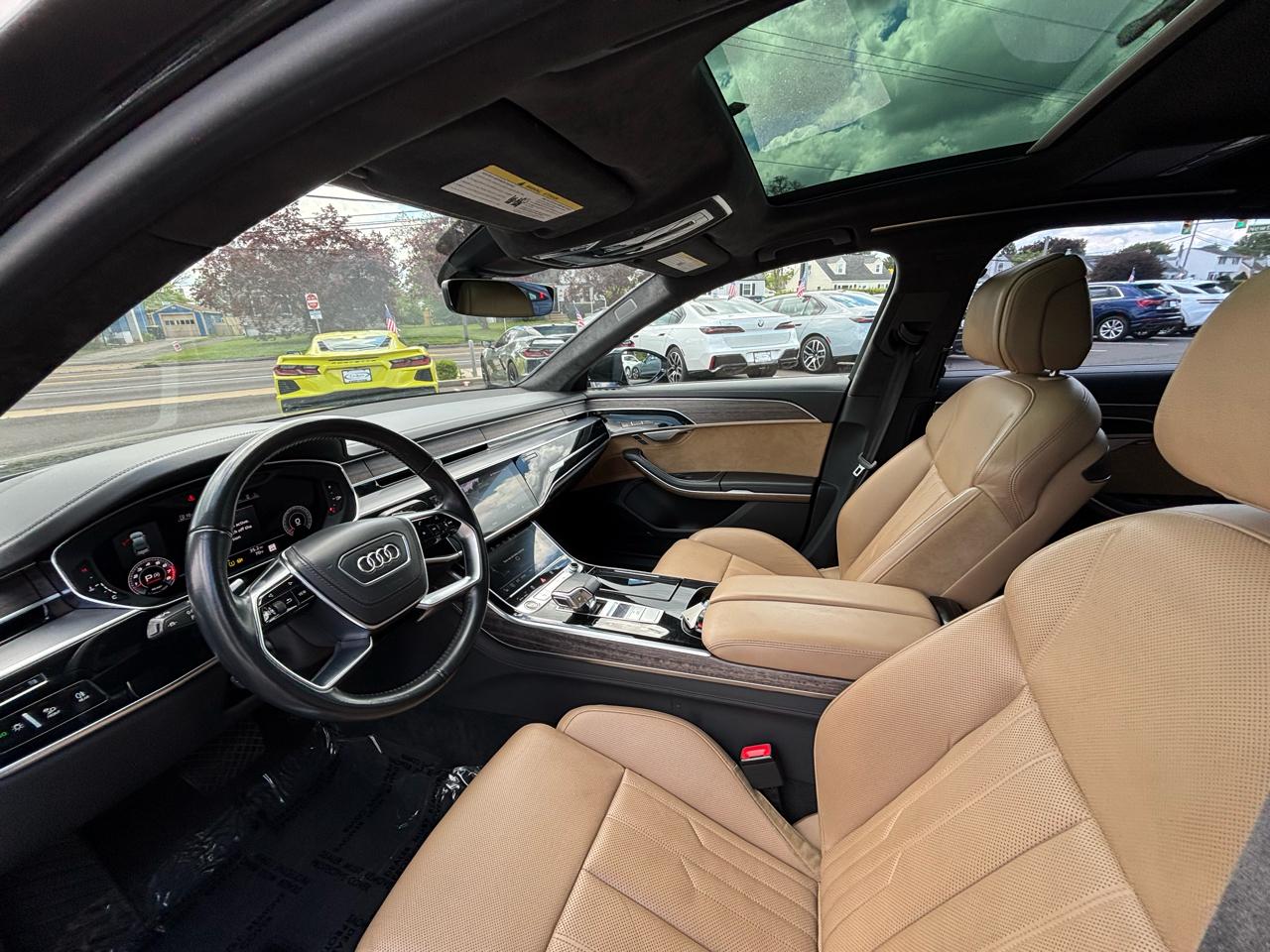 Audi A8  2021