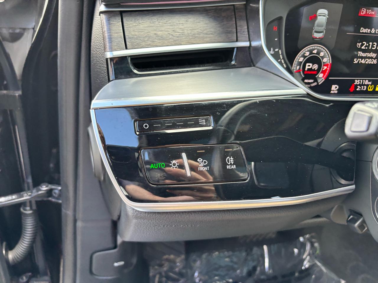 Audi A8  2021