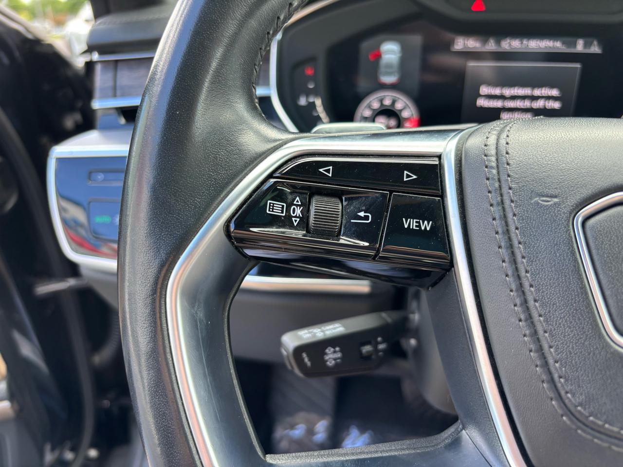 Audi A8  2021