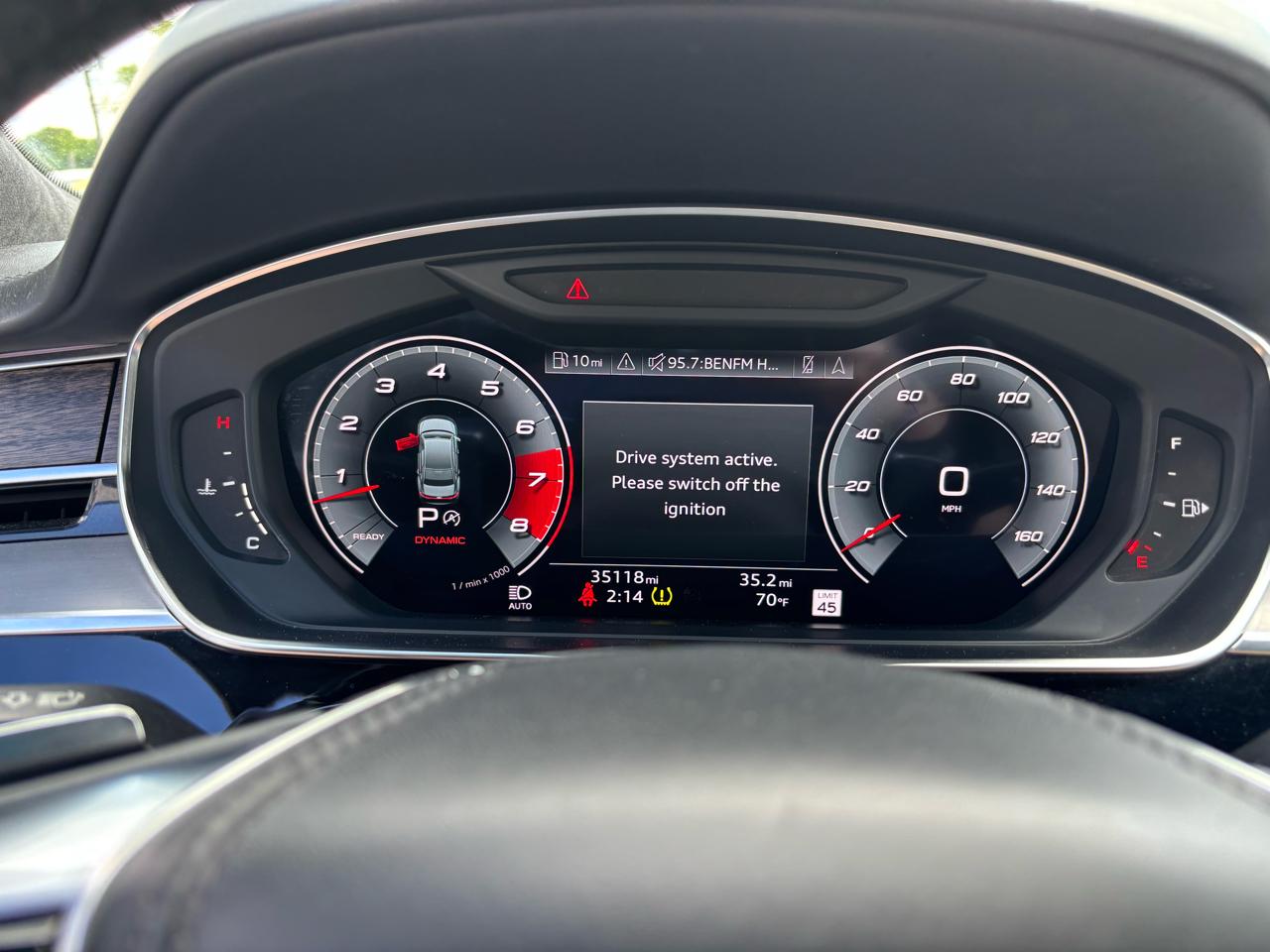 Audi A8  2021