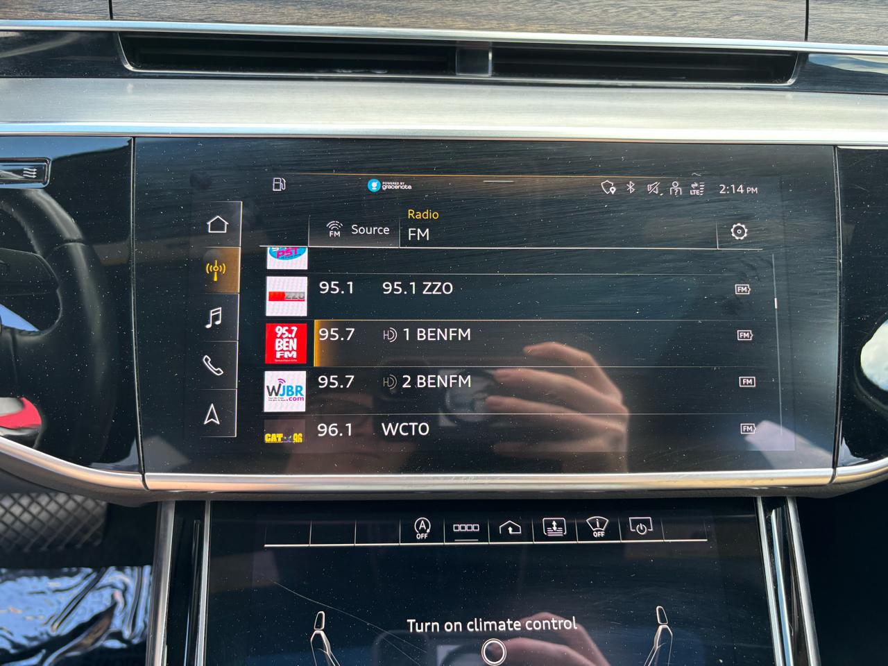 Audi A8  2021
