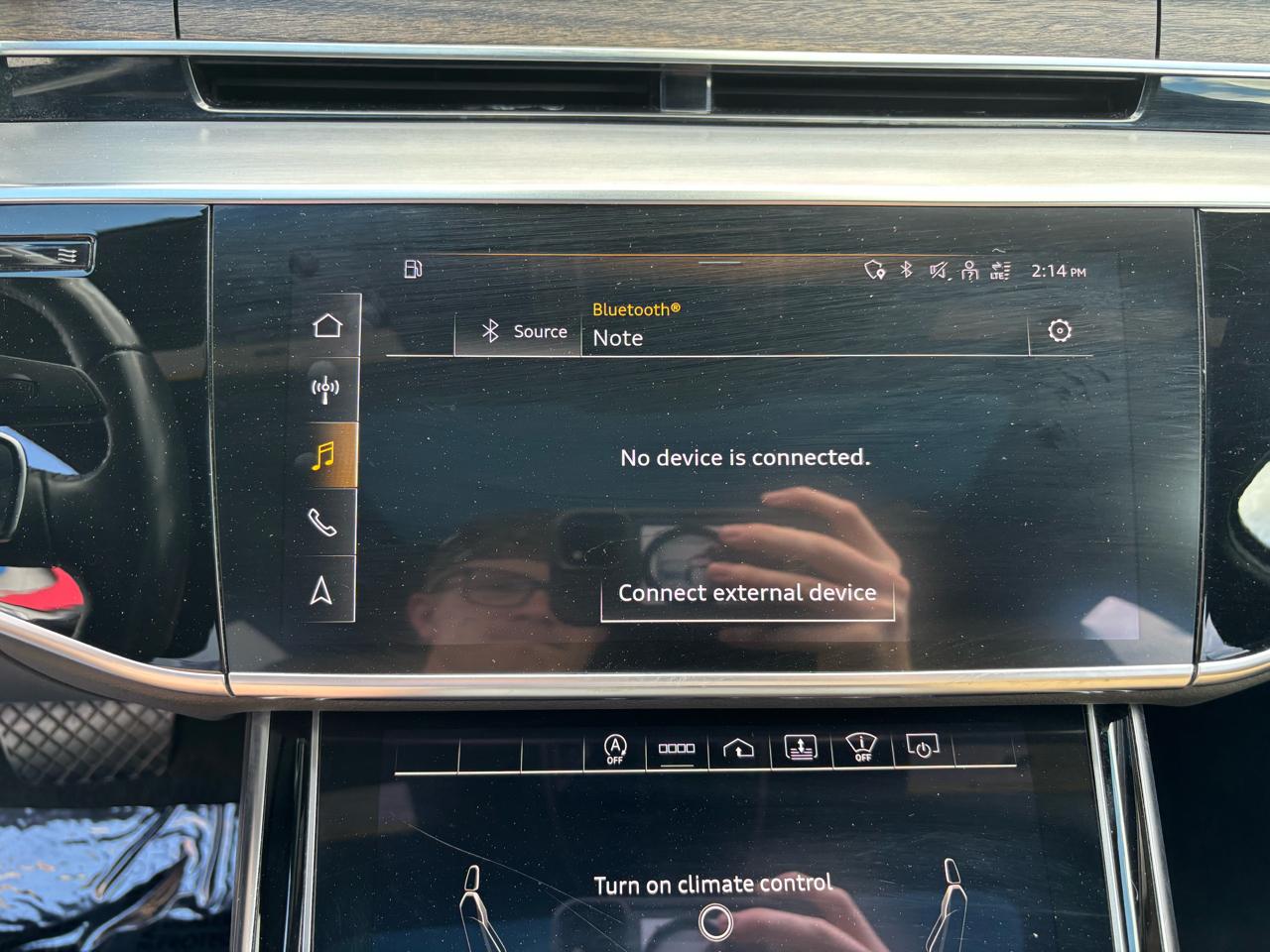 Audi A8  2021