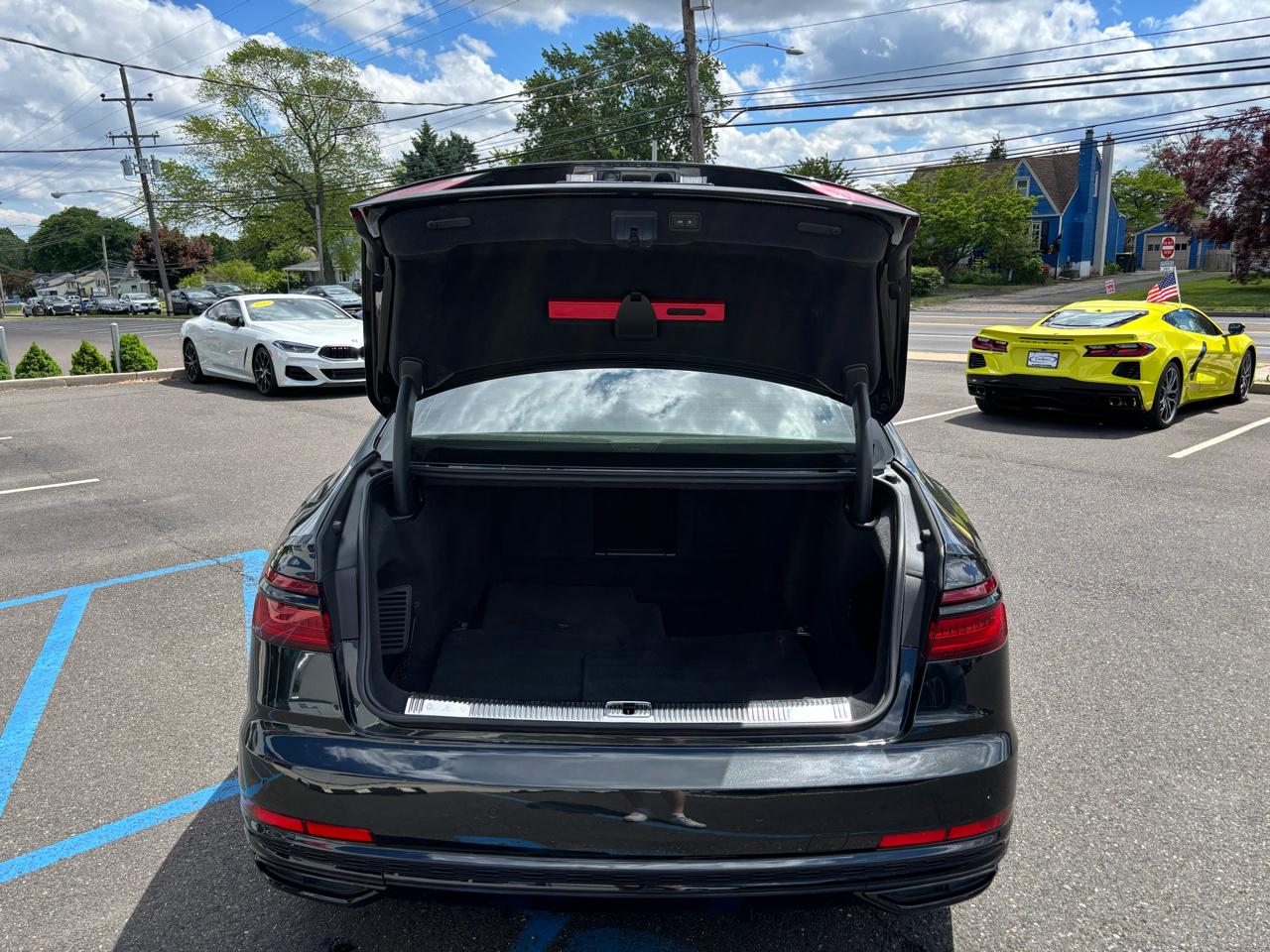 Audi A8  2021