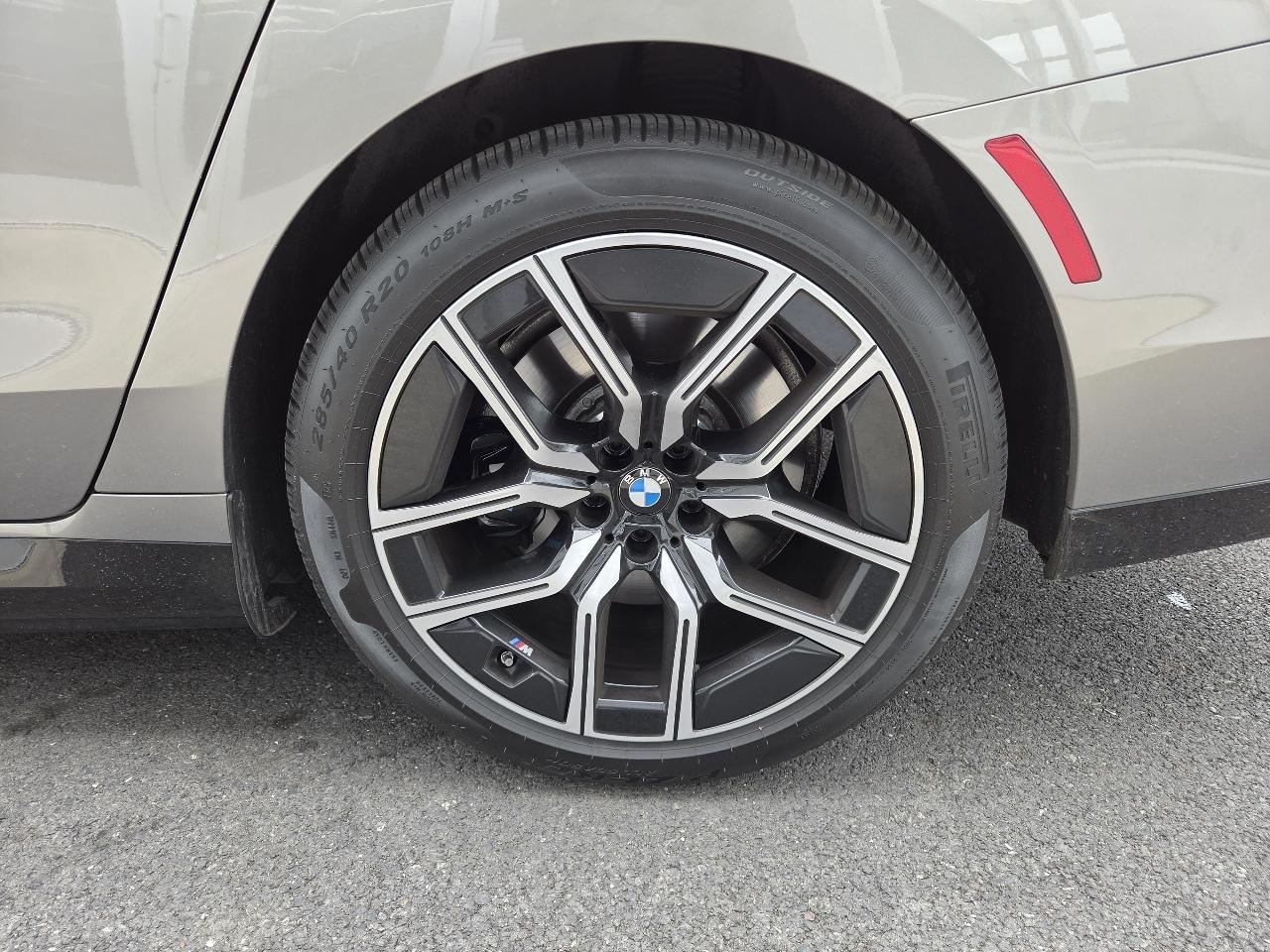 BMW 7 Series 750e xDrive Plug-In Hybrid 2026