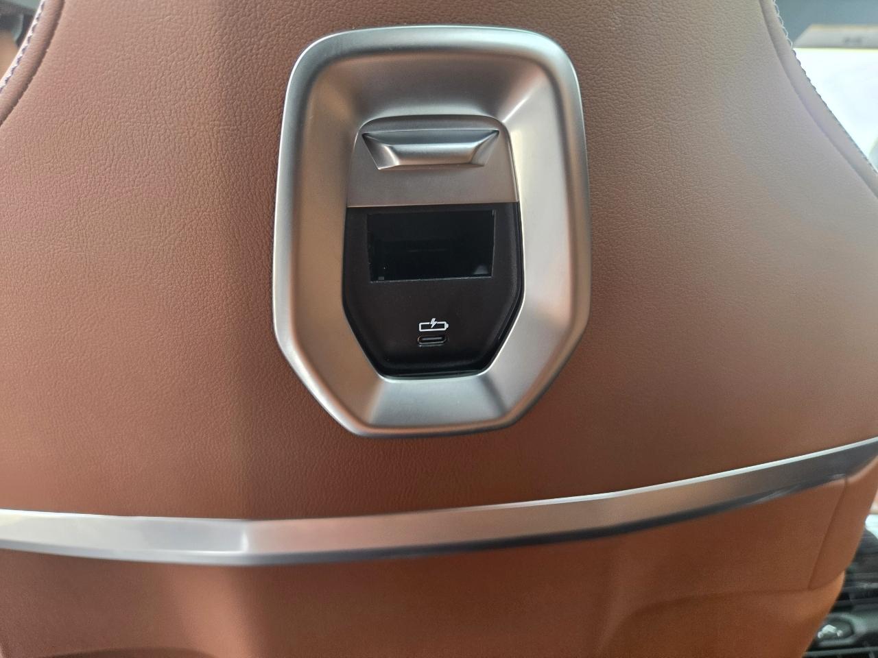 BMW 7 Series 750e xDrive Plug-In Hybrid 2026