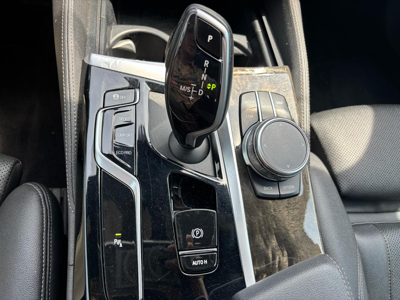 BMW 5 Series 530i xDrive Sedan 2021