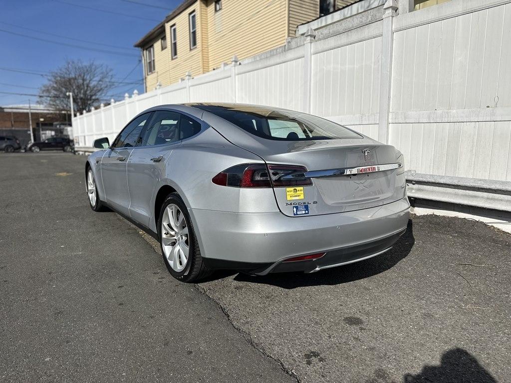 Tesla Model S  2014