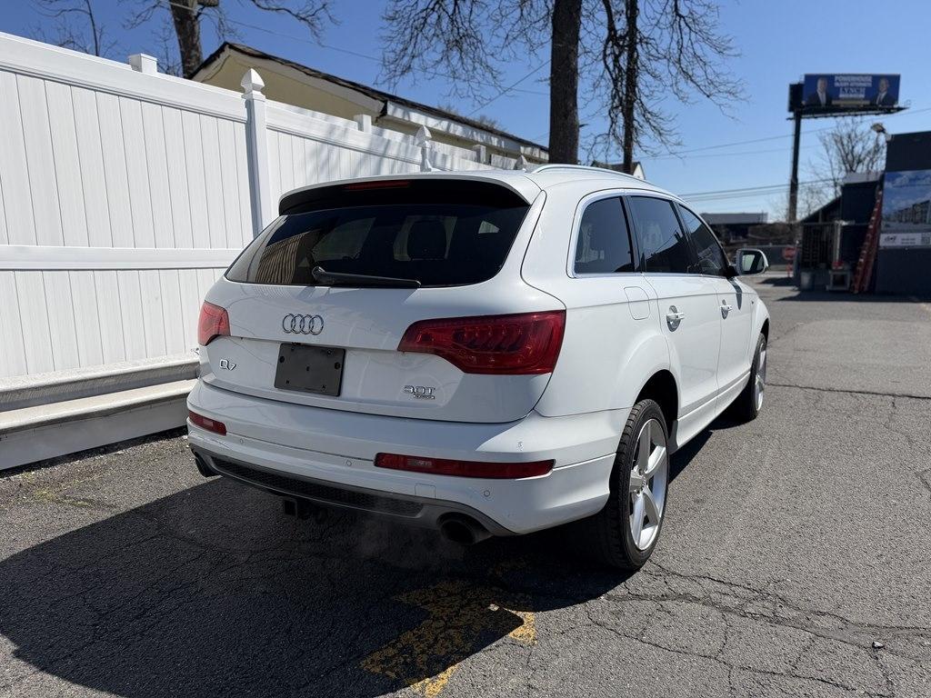 Audi Q7  2015