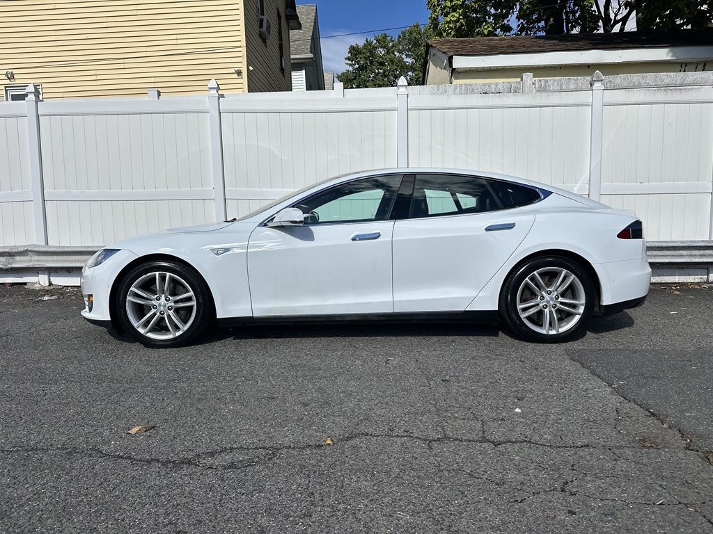Tesla Model S  2015