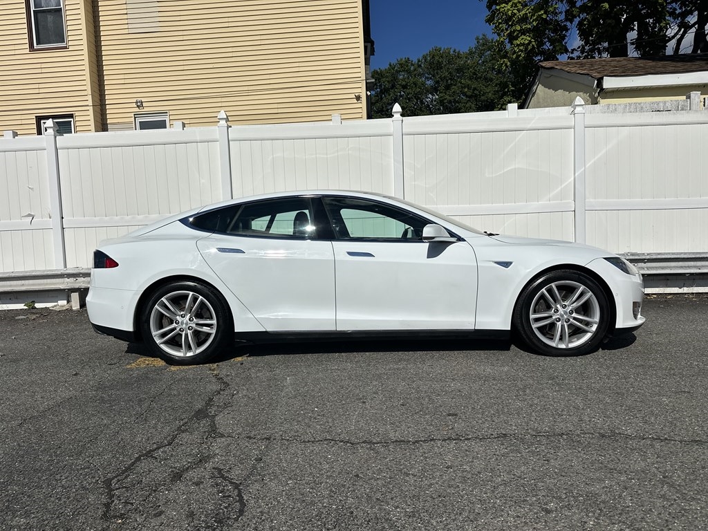 Tesla Model S  2015