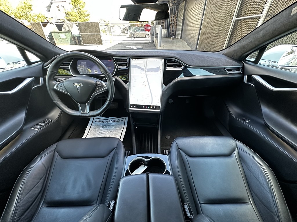 Tesla Model S  2015