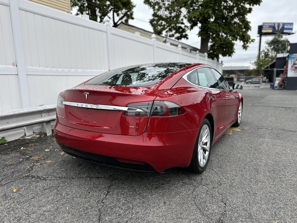 Tesla Model S  2017